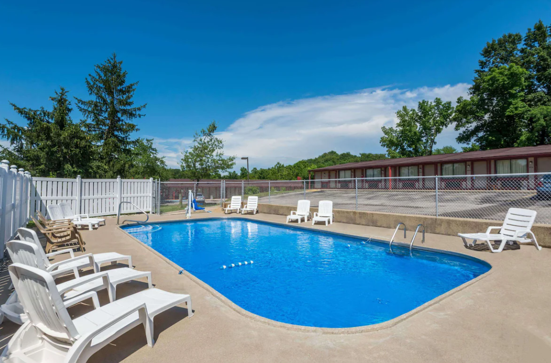 Cozy Stay at Knights Inn Ashland